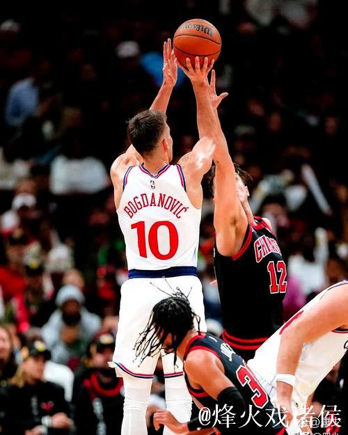 波格丹表现平平：19分钟贡献7分3篮板3助攻