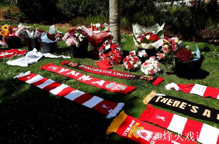 B费谈为若塔献花:怀念挚友,感谢利物浦给予致敬机会 B费谈为若塔献花:怀念挚友,感谢利物浦给予致敬机会